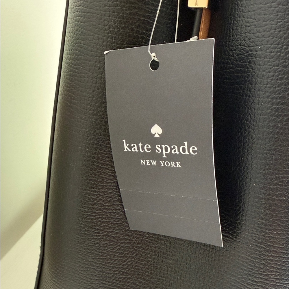 BNWT Kate Spade Black Leather Handbag adjustable / removable shoulder strap - Picture 2 of 9